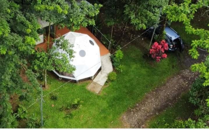 Appartamento Glamping Naioth Guápiles Esterno foto
