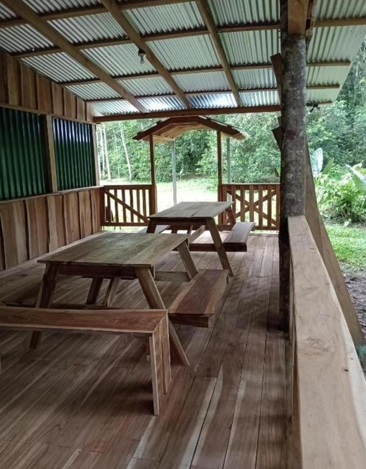 Appartamento Glamping Naioth Guápiles Esterno foto